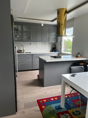 Handen - 2rok - 3mån - 11.500kr/mån - Photo 2