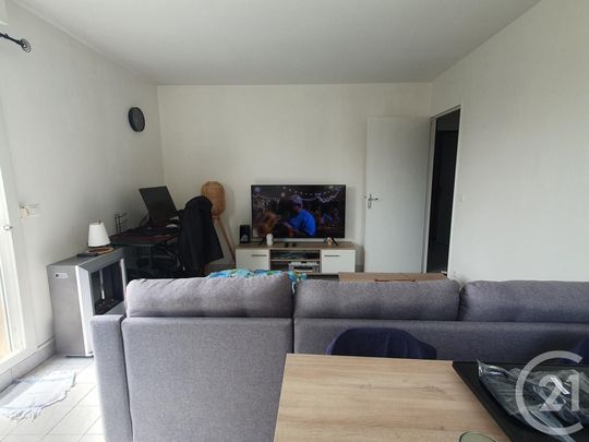 Location Appartement 2 pièces 43m² AVON 77210 - Photo 1