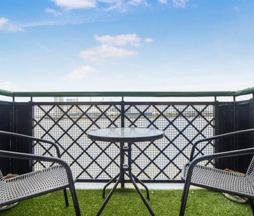 1 Bed Flat, Concordia Wharf, E14 - Photo 3