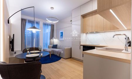Luxusný prenájom, 2-Izbový byt s veľkou terasou a parkovaním - Photo 5
