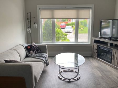 For Lease - 9 Snowood Court, Toronto, Ontario - Photo 3