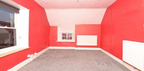 High Street, Winterbourne, Bristol, Gloucestershire, BS36 - Photo 2