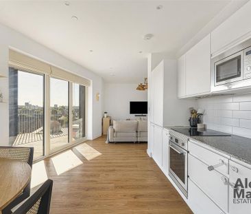 2 bedroom flat to rent - Photo 4