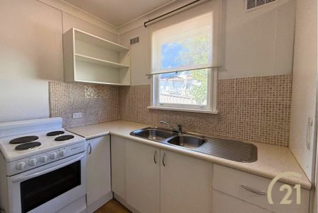 3 Bedroom Home&comma; Located in Penrith&excl; - Photo 5