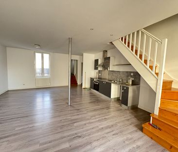 Location Appartement 5 pièces 98m² - Photo 3