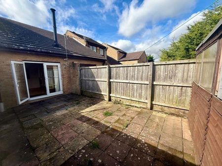 1 bedroom end of terrace house to rent - Photo 4