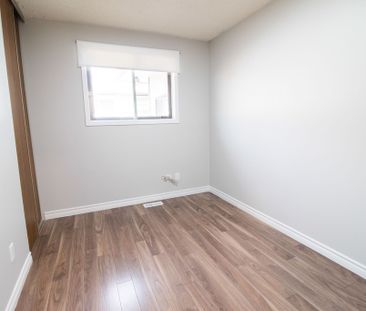 10 Wallace St, St. Catharines - All Inclusive 3 Bedroom Main Unit - Photo 3