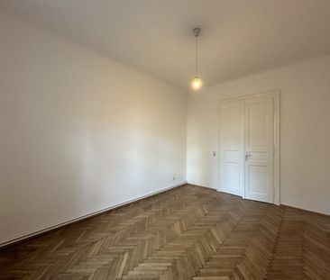 ERSTBEZUG nach Teil-Sanierung – 3-Zimmer-Altbauwohnung mit separate... - Photo 1