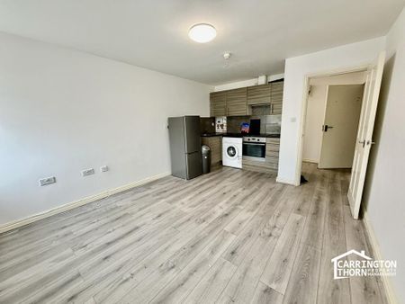 1 bedroom flat to rent - Photo 2