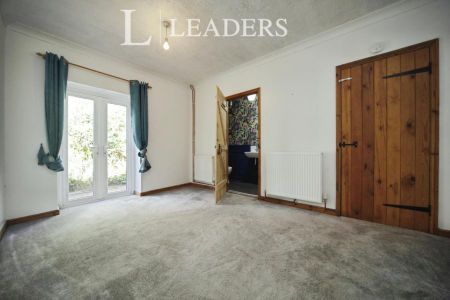 3 bedroom bungalow to rent Brandon Road, Hilborough, Thetford, Norfolk, IP26 - Photo 5