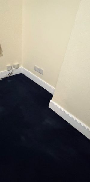 1 Bed Flat, Pinner Road, HA1 - Photo 2