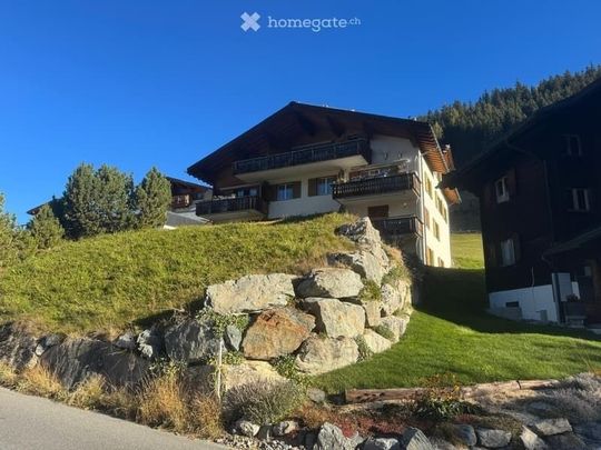 Grosszügige 5.5-Zimmer Dachwohnung mit Bergsicht in Clavadel - Photo 1