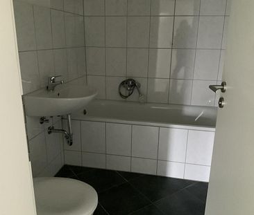 2-Zimmer-Wohnung in Gelsenkirchen Hassel mit Balkon bezugsfertig! - Foto 1