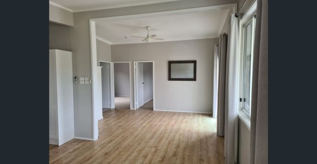 4 Bed Unit (Upstairs) - TANILBA BAY - Photo 1