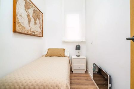 Madrid, Community of Madrid 28006 - Photo 5