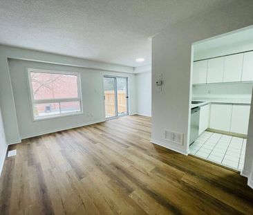 For Lease - 689 Four Winds Way Unit# 91, Mississauga, Ontario - Photo 2