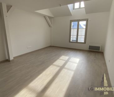 COMPIEGNE COMPIEGNE - TYPE 1 AVEC PARKING - Photo 2