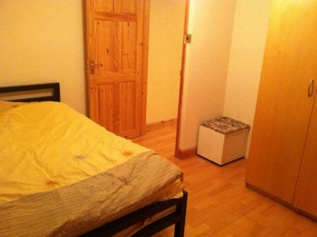 3 bedroom house to rent - Photo 2