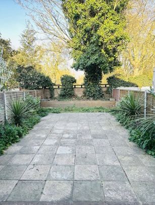 Room in a Shared House, Shrewsbury Road, E7 - Photo 1