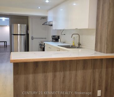 181 Augusta Avenue #Lower - Photo 1