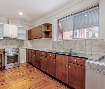 3 Bedroom Home in Great Location - Photo 4