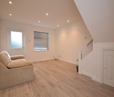 1 bedroom House To Let - Photo 2