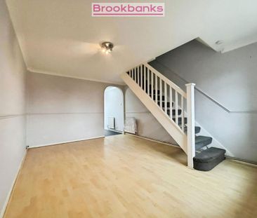 2 bedroom terraced house to rent - Photo 6