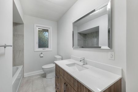 For Lease - 1503 Lochlin Trail, Mississauga, Ontario - Photo 4