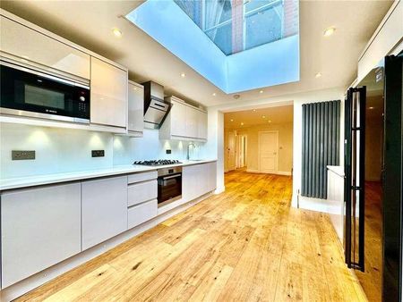 Christchurch Road, London, N8 - Photo 2