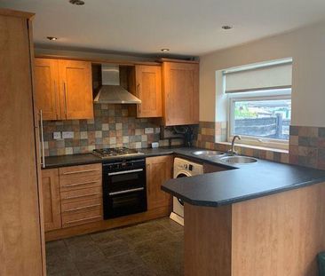 3 bedroom semi-detached house to rent - Photo 5