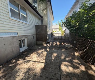 For Lease - 581 Paterson Street Unit# #1, Peterborough Central, Ont... - Photo 1