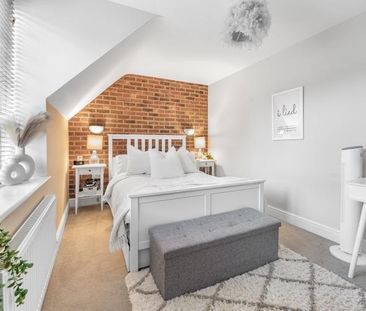 2 bedroom semi-detached house to rent - Photo 2