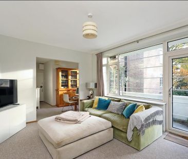 3 bedroom flat to rent - Photo 6