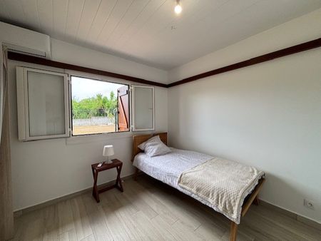 Location Maison 4 pièces 73m² STE ROSE 97115 - Photo 3