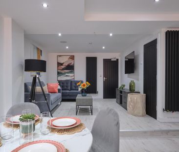 6 bedroom terraced house to rent - Photo 1
