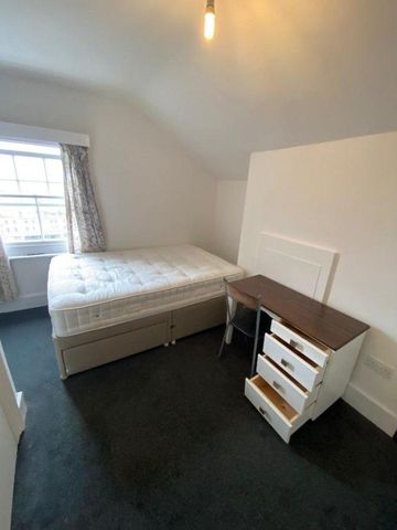 7 bedroom house share to rent - Photo 2