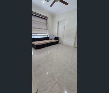 22 Hinton Street, Port Noarlunga, SA 5167 - Photo 4