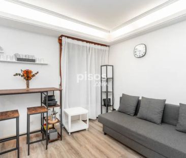 Piso en alquiler en Calle de Pérez de Ayala, 10 - Photo 1