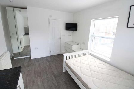 Cowper Street - Studio - Luton, LU1 - Photo 3