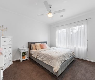 57 Balmoral Way, Pakenham VIC 3810 - House For Rent | Domain - Photo 3