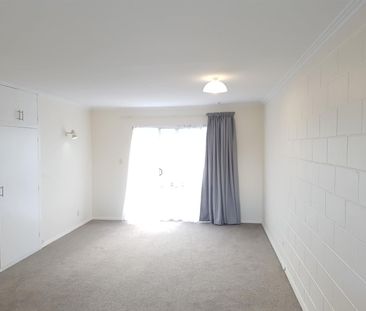 At home on Ward!! - Photo 5