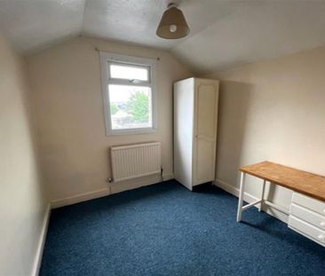 5 bedroom detached house to rent - Photo 3