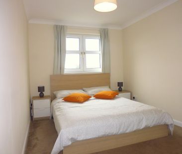 Meadow Place Road, Edinburgh, EH12 7RY - Photo 3