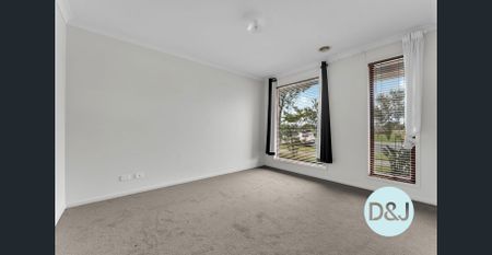 3-Bedroom Home Opposite Park - Photo 5