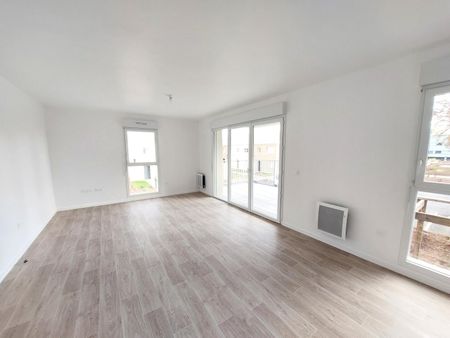 location Appartement T3 DE 66.35m² À MONTLOUIS SUR LOIRE - Photo 3