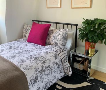 1 Bed Flat, Chepstow Road, W2 - Photo 6