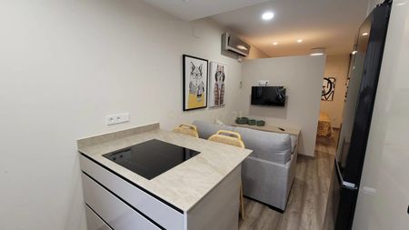 Valencia, Valencian Community - Photo 3