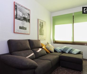 barcelona, Catalonia 08026 - Photo 6