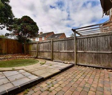 Troon Close, Stamford, PE9 - Photo 3