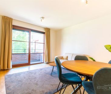Appartement te huur in Oudergem voor € 1.200 met 1 slaapkamer - Photo 2
